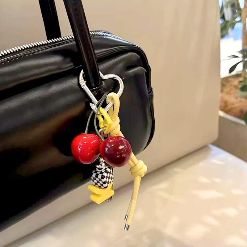 1 шт., кожаный ремешок для мобильного телефона, брелок в виде вишни, булавка, брелок для автомобиля, кулон 3D, корейская серия, вишневое сердце, цвет, столкновение INS