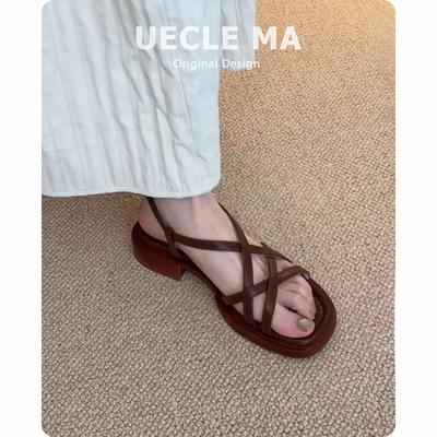 Женская обувь – Сандалии