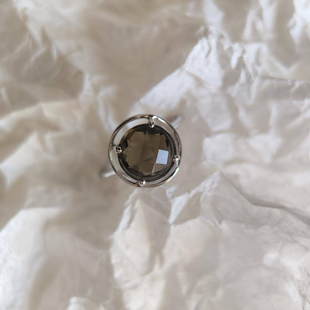 Серебряное кольцо с натуральным раухтопазом (дымчатым кварцем) 3.425ct, вес изделия 2,38 гр (2207276)