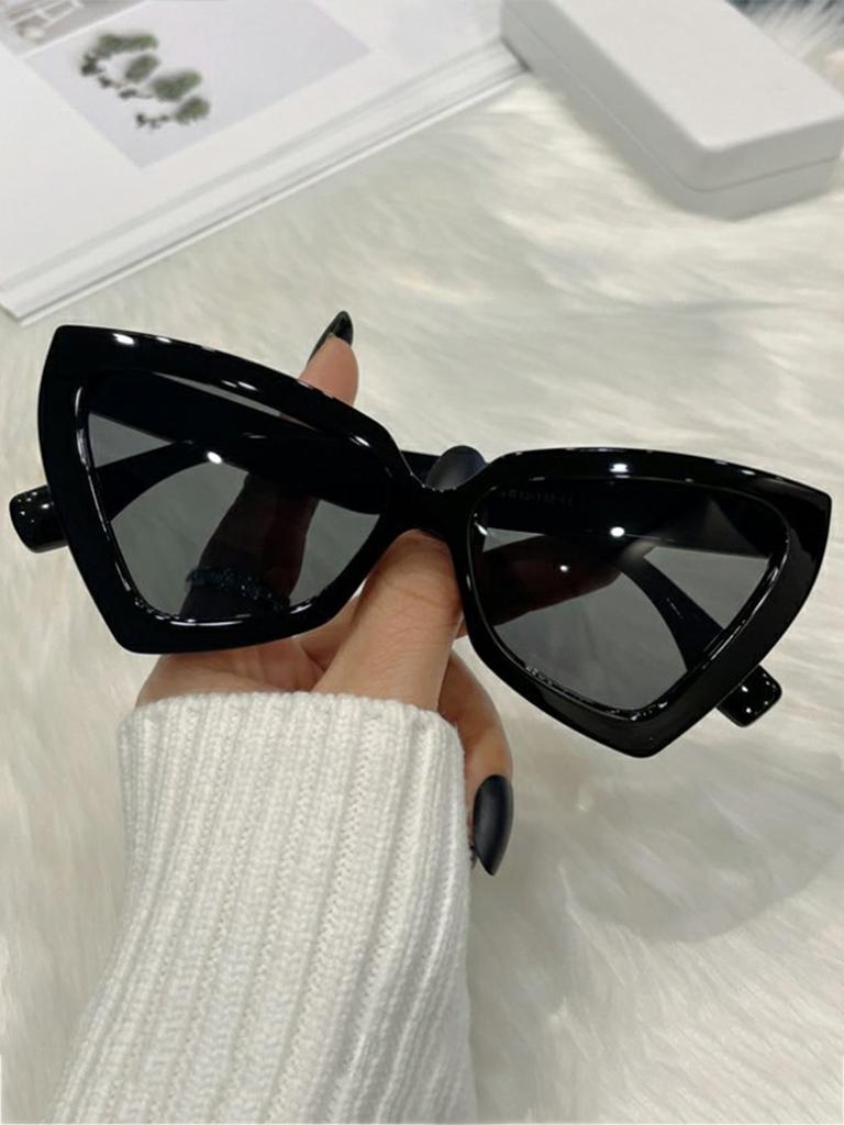 New Triangle Polygon Sunglasses Women Men Vintage Glasses Retro Cat Eye Sun Glasses Female Male Eyewear Eye Glasses for Summer