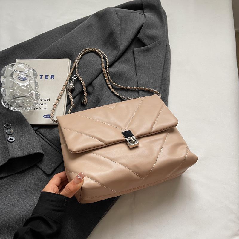 Сумка-цепочка из вышивальной нити женская 2025 новый нишевый дизайн большая вместимость одно плечо косая сумка литературная и элегантная маленькая квадратная сумка