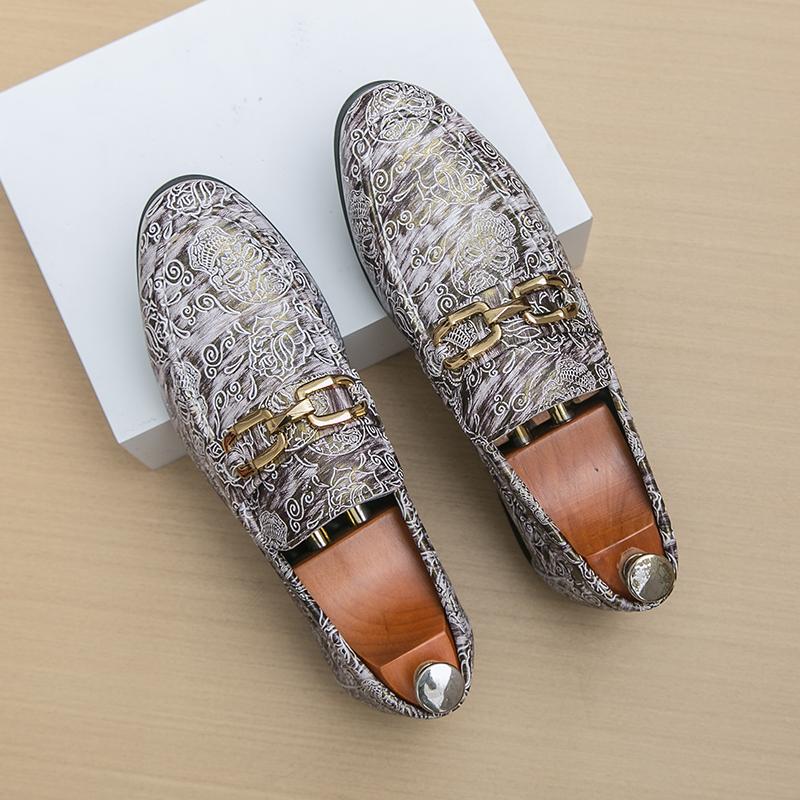 Fashion Fashion Designer Men's Pointed Metal Button Wedding Shoes Male Print Pattern Loafers Formal Dress Footwear Zapatos Hombre