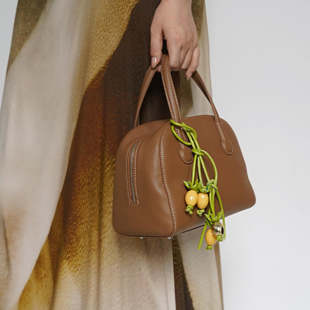 Подвеска на сумку Изысканный Томатная нить Кулон Женский Универсальный Милый Подвеска для рюкзака Роскошный Дизайн Аксессуары для сумки