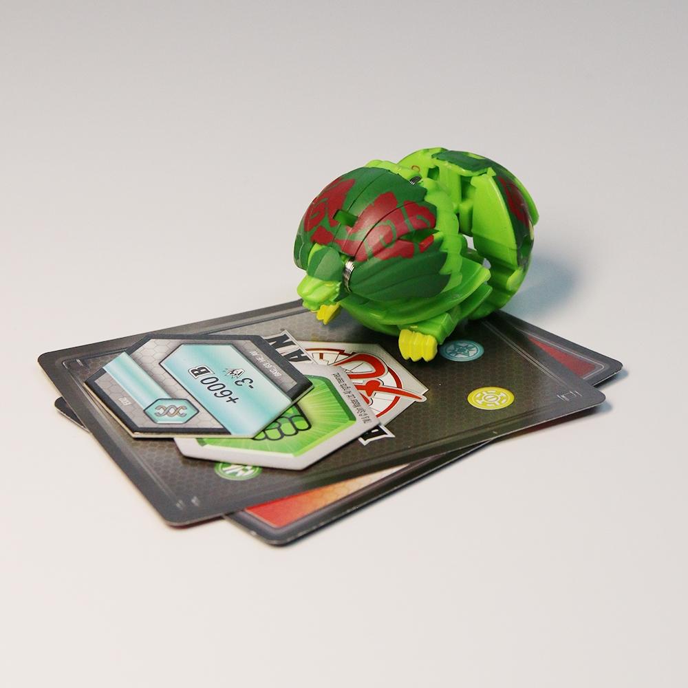 Настольная игра Bakugan Battle Brawlers с прозрачными фигурками и множеством персонажей