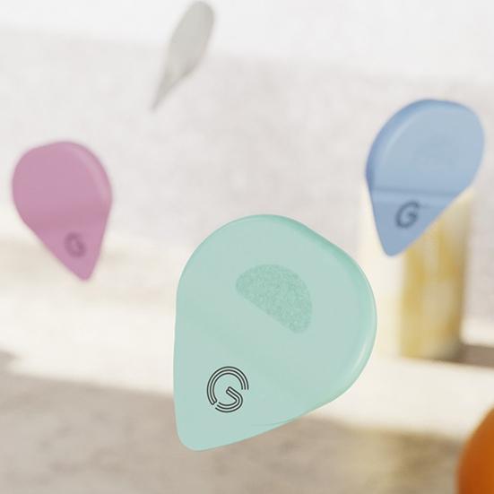 Light Up Guitar Pick 0.58/1.0MM Thickness LED Luminous Beat Pick Ukulele Acoustic Folk Guitar Electric Glowing Plectrum Guitar Accessories Guitarist