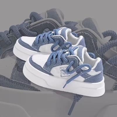 Популярные кроссовки нишевого интернет-знаменитости 2025 осень новые на толстой подошве, легкие и дышащие модные универсальные белые туфли на платформе