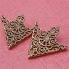 Women Crown Hollow Pattern Collar Buckle Vintage Collar Corner Collar Clip