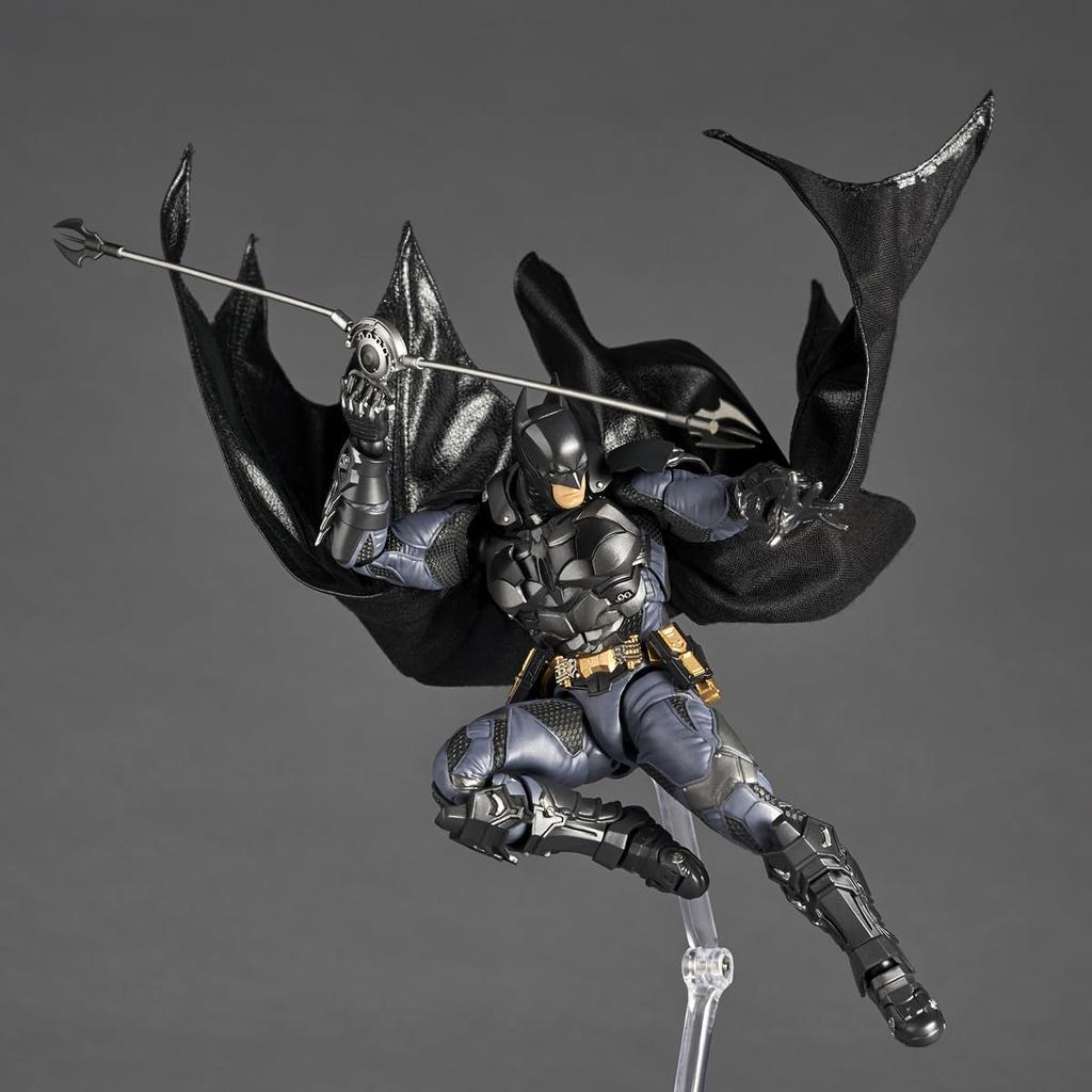 Revoltech Amazing Yamaguchi Batman Arkham Knight Фигурка