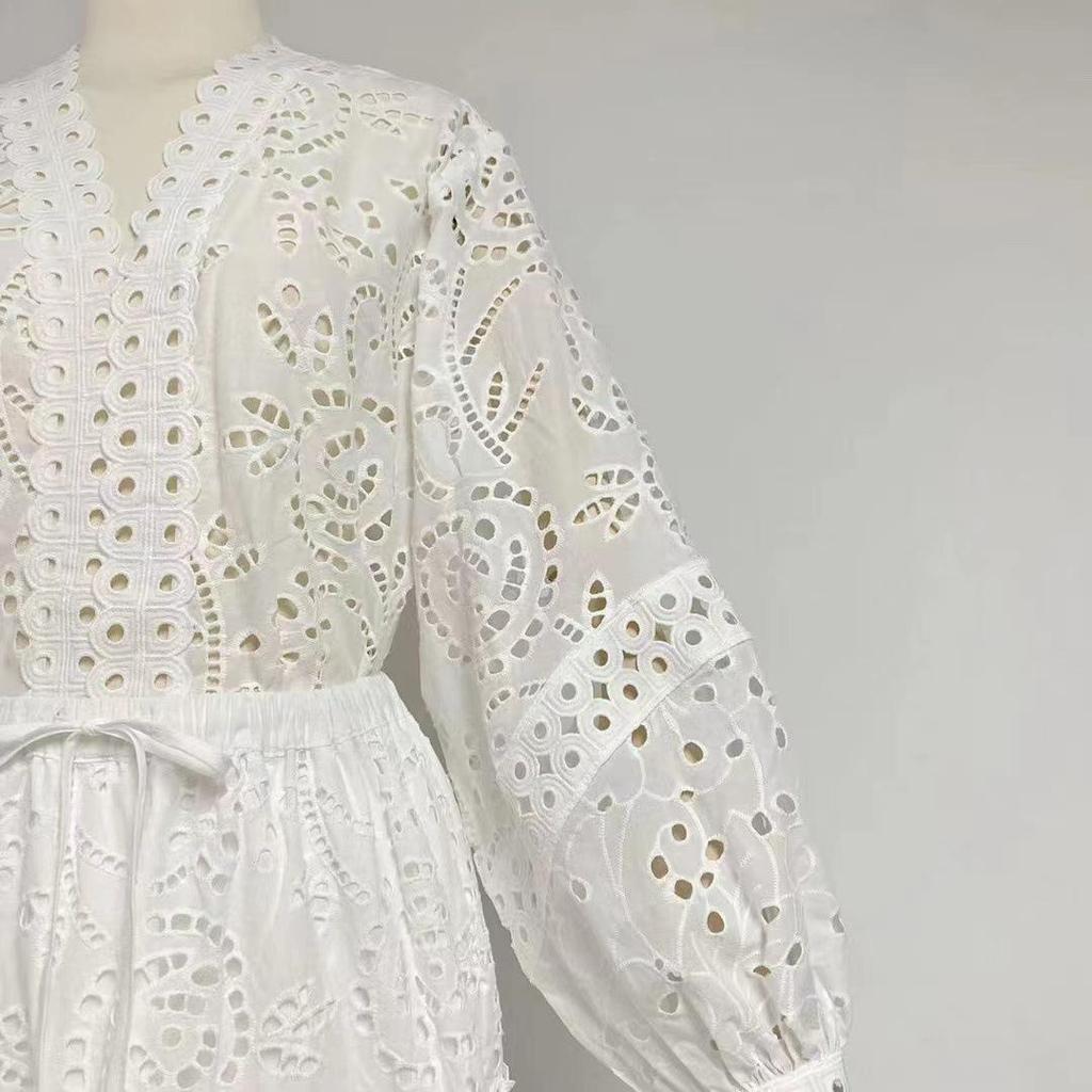 Комплект из топа с V-образным вырезом и рукавами-фонариками и ажурной юбки на резинке для женщин, осень 2023