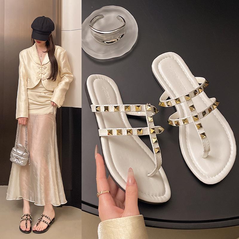 Мода 2025Женские тапочки Новая высококачественная обувь Классические тапочки с металлическими декоративными заклепками На плоской подошве Повседневные Роскошные шлепанцы