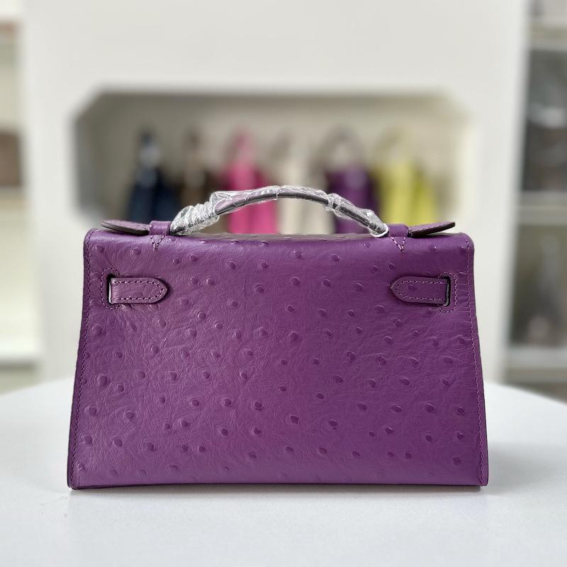 Сумка с узором под страуса первого и второго поколения