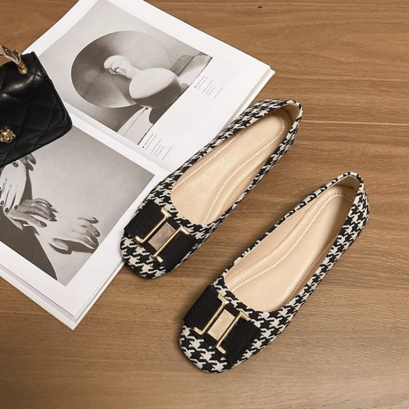 Square Toe Flat Shoes for Women's Spring Metal Buckle Shallow Mouth Women's Shoes Large Size 44 45 46 Ladies Luxury Shoes Women