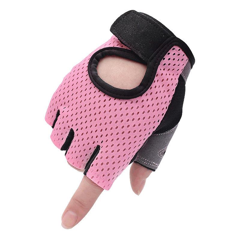 2022 Best Sellers Silicone Antiskid Men Woman Half Finger Fitness Workout Gloves for Weightlifting Bodybuilding Pull Ups