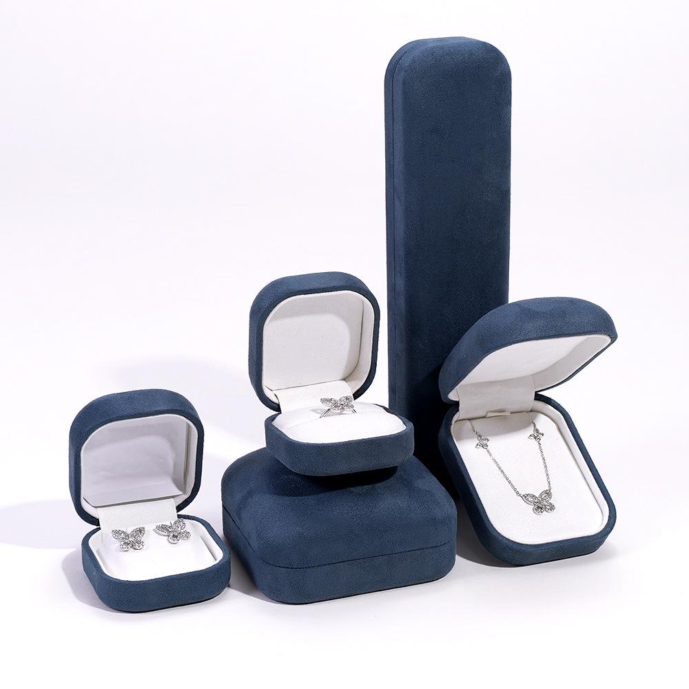 High-end flannel pearl ring box, flannel bracelet box, fashion jewelry, general jewelry box.