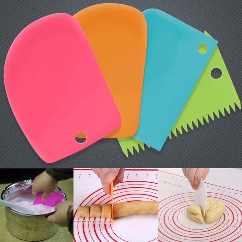 3Pcs/Set Dough Cutter Cake Bread Slicer Baking Pasty Tools Scraper Cake Blade Spatula Cake Cream Scraper Pasty Scraper Kitchen Tools