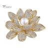 Элегантная брошь в форме цветка с блестящими стразами, инкрустированная искусственным жемчугом, булавка для костюма, шаль с лацканами, значок, аксессуары для пальто