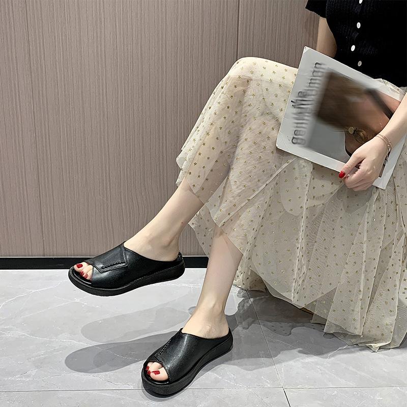 Leather Wedge Sandals and Slippers Women's 2024 Summer New Thick Bottom Raised Platform Shoes Fish Mouth One Word Flip Sandals