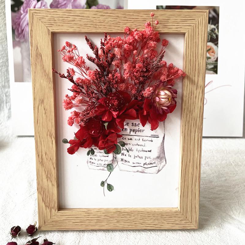 Handmade A4 Photo Frame with Dried Flowers - DIY Kit for Wall Decoration or Valentine's Day Gift
