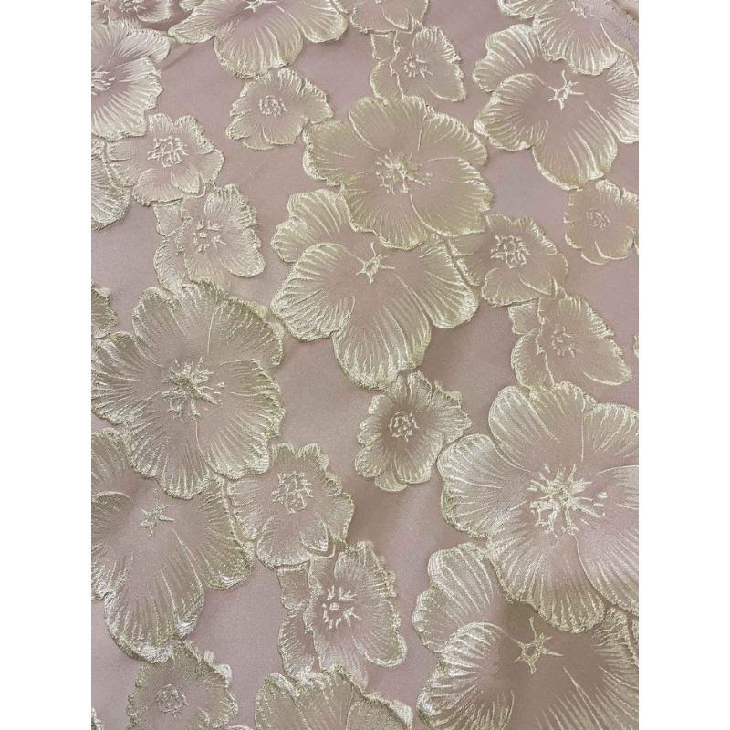 Отличительная элегантная трехмерная тисненая ткань с тиснением в виде цветов для платьев в стиле ретро, весенние и осенние пальто, женские ткани для багажа и одежды