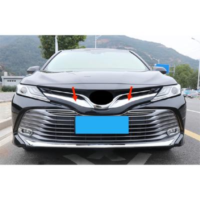 Хромированная накладка на центральную решетку радиатора для Toyota Camry LE/XLE 2018-
