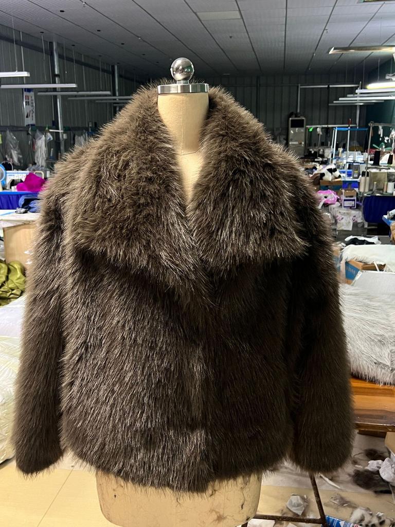 European and American style short artificial fur jacket women's imitation fox hair large lapel plush cardigan autumn and winter new fashion outside