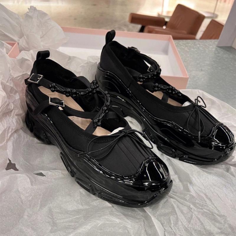 Lolita Thick Bottom Casual Sneakers Women's Fashion Beaded Shallow Ankle Strap Designer Shoes High Heeled Mary Jane Shoes