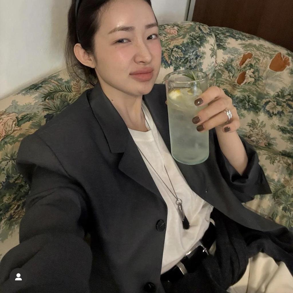 Корейское ожерелье с кисточкой в стиле Ча Цзинъюань и подвеской-кистью – Элегантный, Нишевый Дизайн, Длинная Цепочка для Свитеров