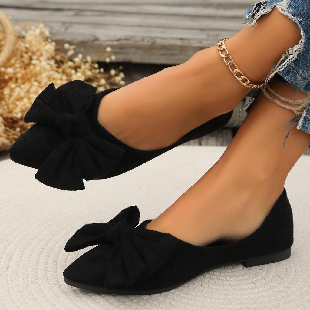 Женская обувь на плоской подошве 2024 года, летние легкие мокасины, дышащие уличные модные кроссовки, удобные повседневные дизайнерские туфли на плоской подошве