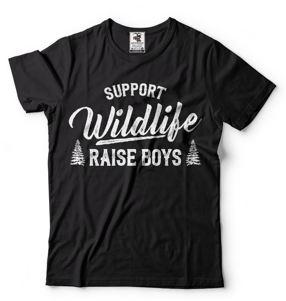 Father of Boys Mother of boys T-shirt Wildlife Funny Fathers day T-shirt Mens T Unisex T-Shirt