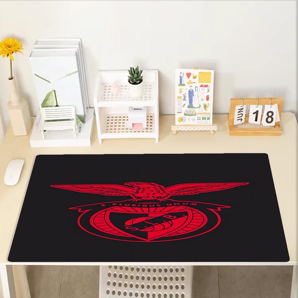 S.L. Benfica Theme Mouse Pad, Non Slip Rubber Base, Multifunctional Office & Home Decor, Perfect for Workspace Personalization.