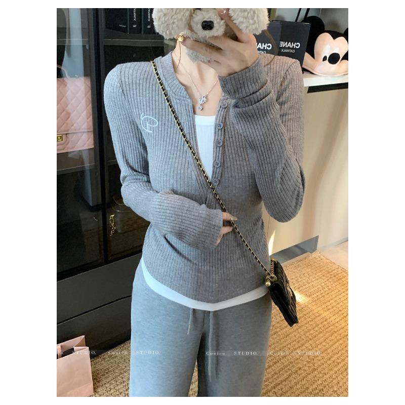 Spring Autumn Fake Two Pieces Casual Fashion Bottomed T-shirt Women Long Sleeve Patchwork Tee Pullover Top