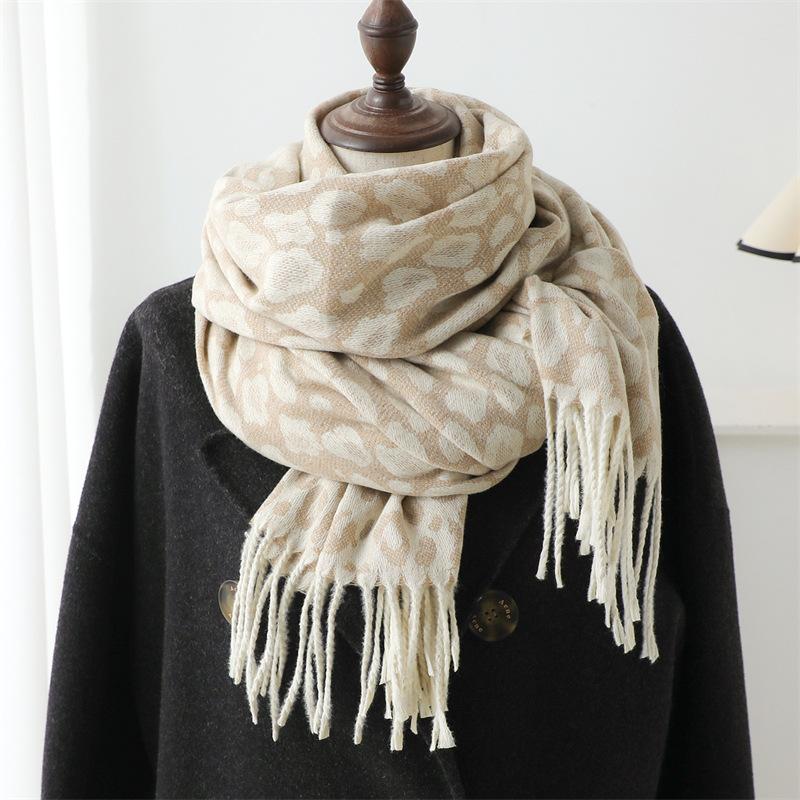 Fashion Leopard Print Jacquard Imitation Cashmere Scarf Simple Versatile Warm Scarf Women'S Fringed Shawl