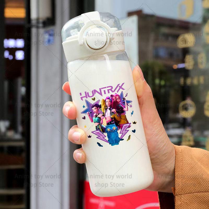 KPop Охотники на демонов Спортивная прозрачная бутылка для воды Портативная для спортзала Путешествий Прозрачная Герметичная Питьевая Матовая 400 мл Игра Развлекательная Безопасная Подходит для детей Веселая