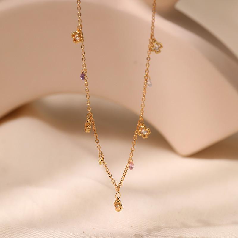 K Gold Plated Copper Zircon Flower Fashion Simple Necklace For Women