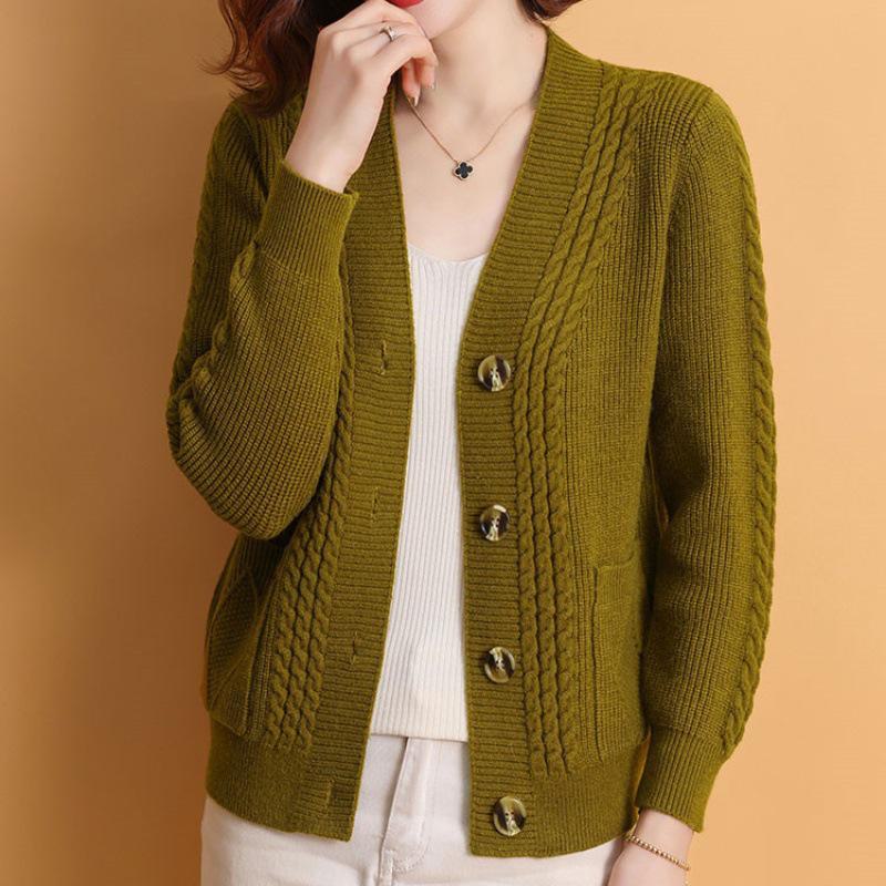 Кардиган крупной вязки в ретро-стиле для женщин