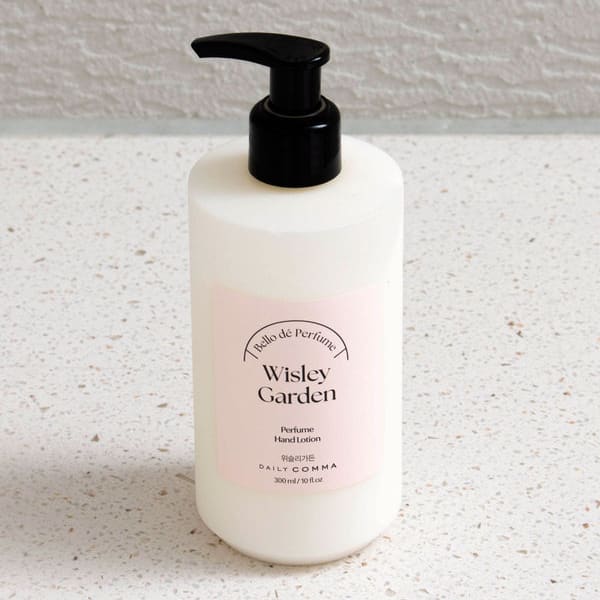 Daily Comma Bello De Parfum Hand Lotion Wisley Garden 300 Ml