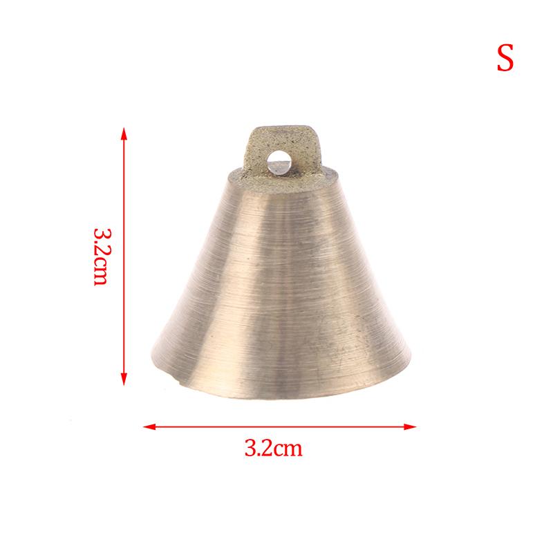 Корова Лошадь Овца Пасущаяся Медь Колокольчик Большой Утолщенный Крупный Рогатый скот Овца Животное Колокольчик