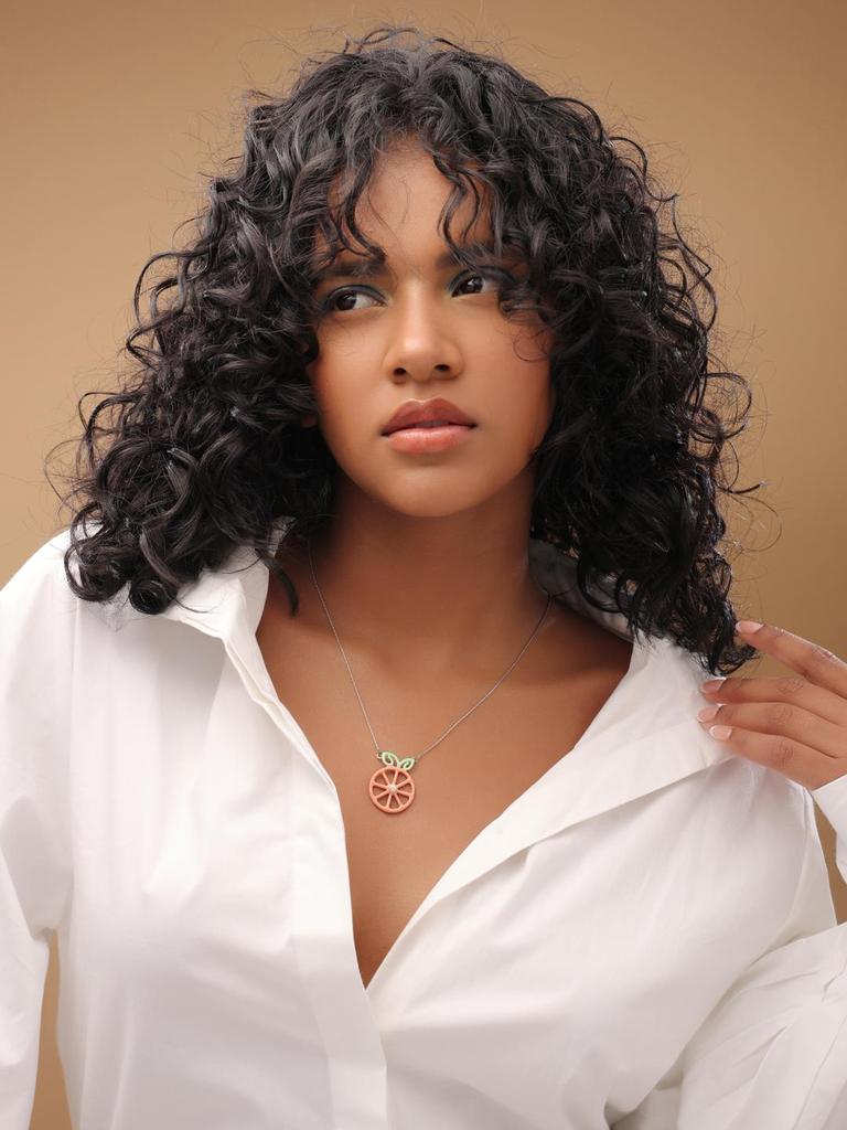 Озорной и задорный стерлинговое серебро 925 пробы, оранжевая и зеленая эмаль, усыпанный жемчугом, оранжевый кулон с цепочкой для женщин