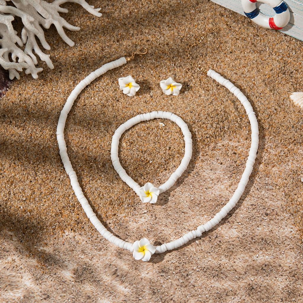 Bohemian vacation style egg flower necklace earrings set ins niche flower soft pottery color collarbone chain tide