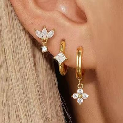 Набор сережек-гвоздиков для tragus с кристаллами в виде цветка, модные квадратные серьги-кольца huggie для женщин, оптовая продажа, украшения для хряща, helix, мочки уха