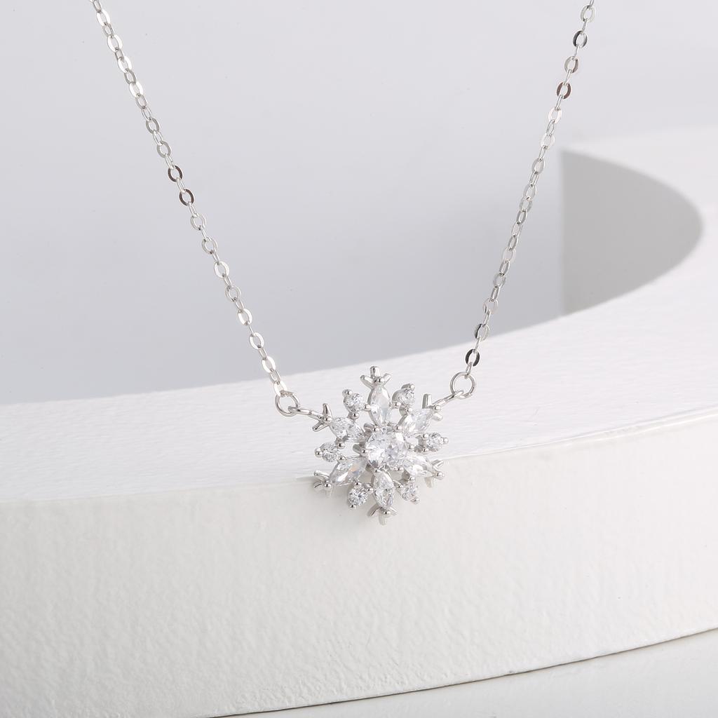 Ожерелье из серебра S925 с цветком снега, женское, простое, с бриллиантами, в виде цветка, ниша, светлая, роскошная цепочка на ключицу, подарок девушке, ювелирные изделия