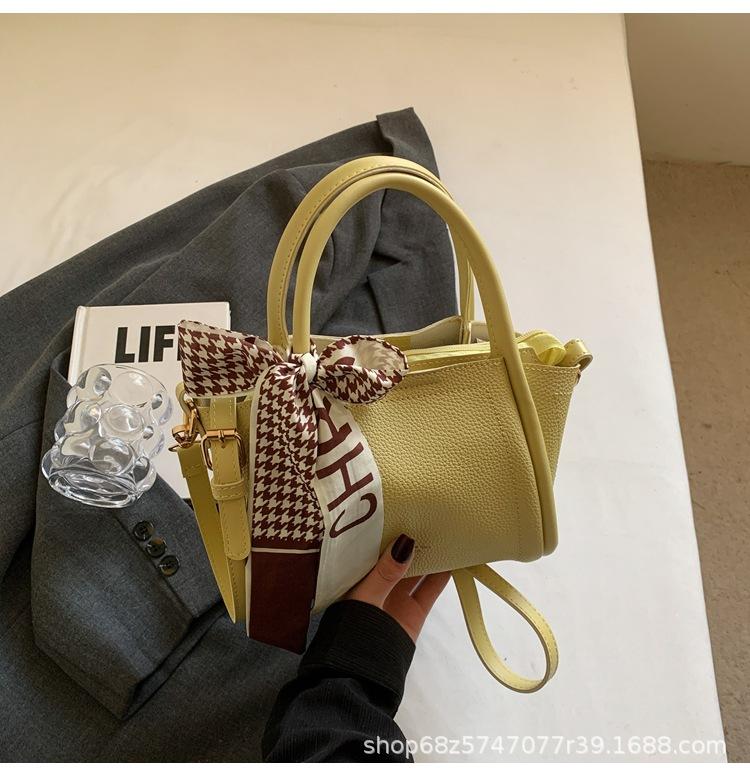 Handbag Women's 2025 New Trendy Fashion Casual Versatile Shoulder Bag Crossbody Bag Bucket Bag