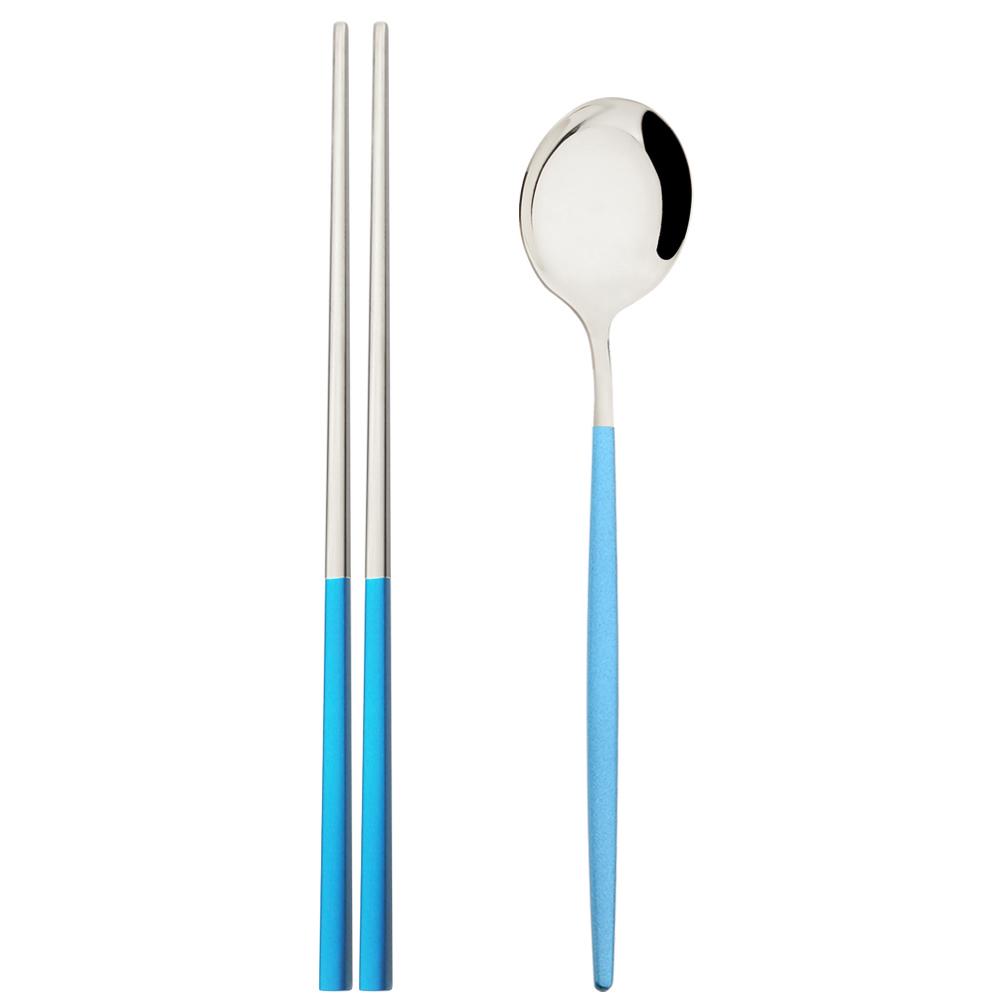 2 шт. портативная черная посуда из нержавеющей стали, набор столовых приборов, ложка, палочки для еды, набор западных обедов, ужинов, дорожная посуда