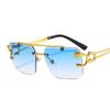Retro Square Sunglasses Men Women Luxury Brand Designer Gold Lion Decoration Female Sun Glasses Travelling Eyewear Uv400