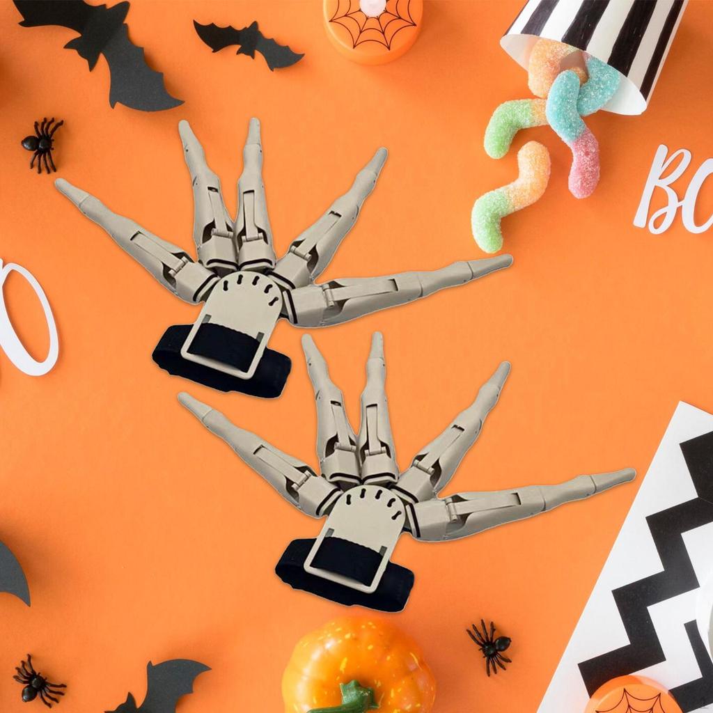 Суставчатые скелетные руки для празднования Хэллоуина