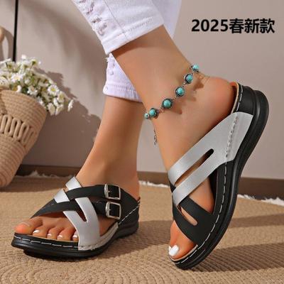 Европейские и американские трансграничные тапочки большого размера, подходящие по цвету, женские новые тапочки с толстой подошвой и пряжкой для ремня, одно слово, классные тапочки