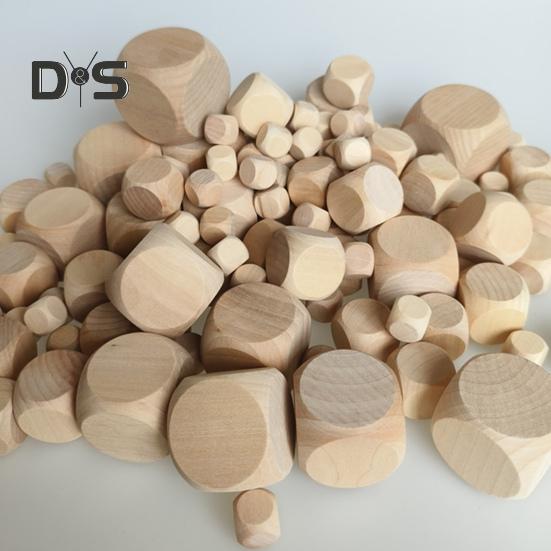 5Pcs 2/3/4/5/6/7CM Wooden Dice Rounded Corner Six-Sided Giant Dice DIY Hand Painted Gaming Dice Heavy Duty Block Cube Game Night Props