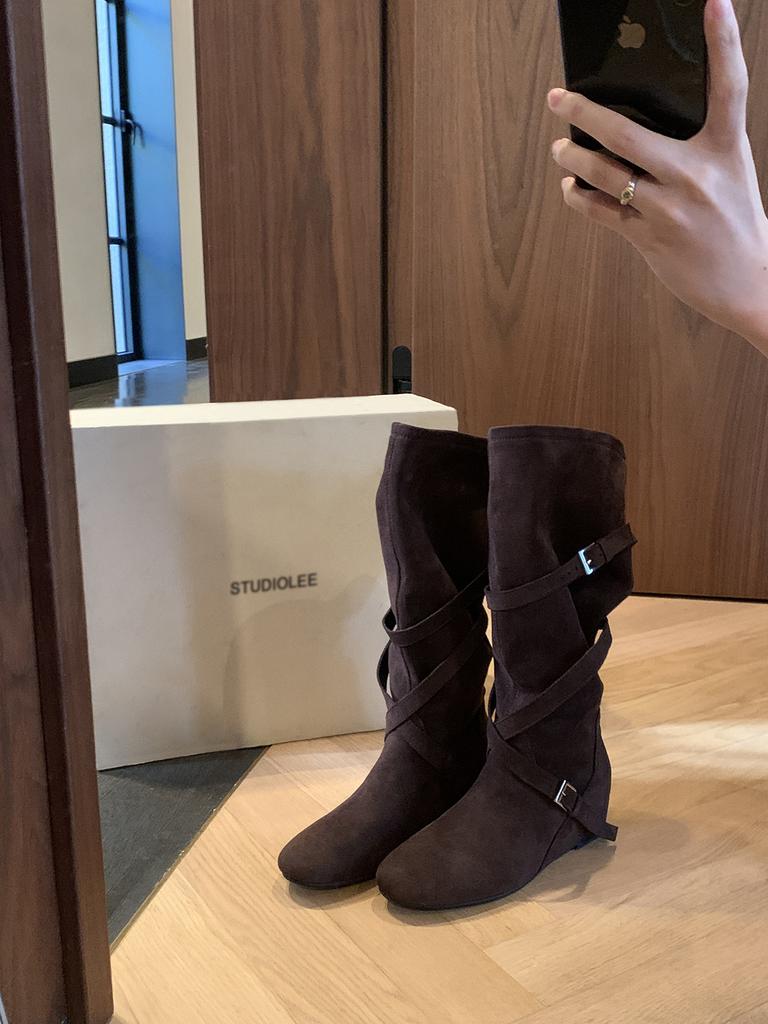 Inner Height Increase of 6CM~ Leather Retro Stacked Western Cowboy Boots Round Head Buckle with Soft Folds and Thin Medium Boots for Women