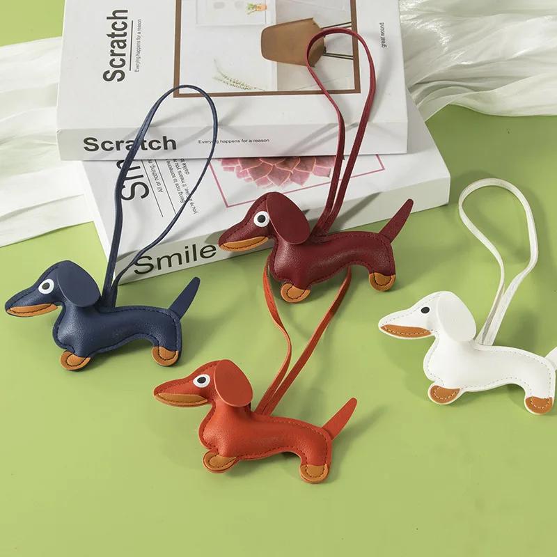 Classic Cute Puppy Dog Bag Pendant Key Chain Fashion PU Leather Dachshund Key Ring Accessories Women