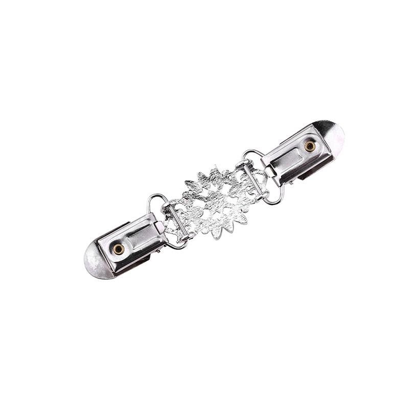 Застежка в виде клипов для кардигана